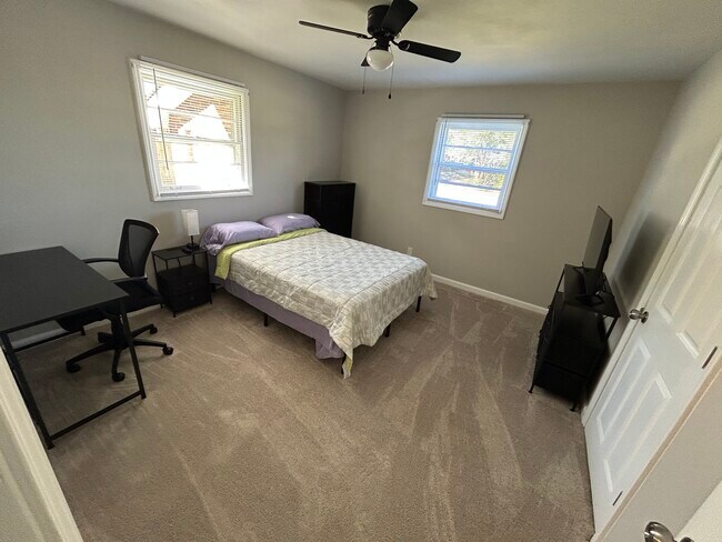 208 Hay St, High Point, NC 27260 - photo 4