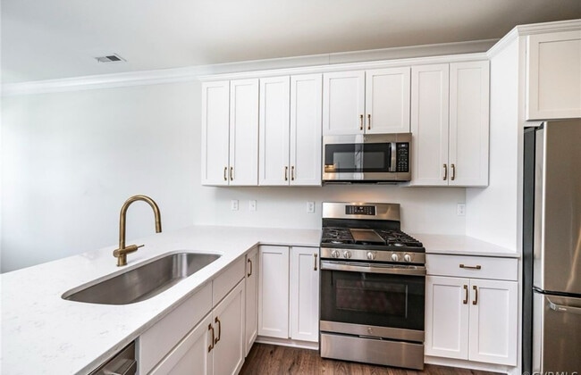 2008 Libbie Lake West St unit A, Richmond, VA 23230 - photo 5