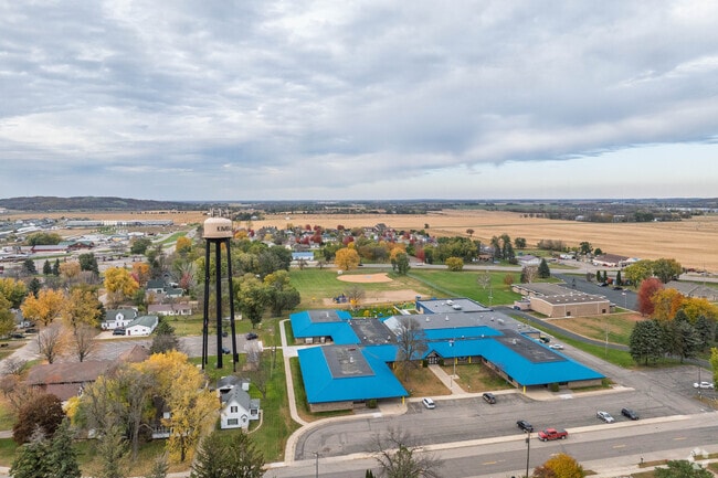 Kimball Elementary School serves families with age-appropriate programming where young learners explore academics, creativity, and social skills during their formative educational years.