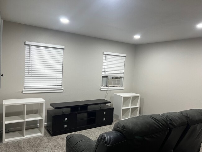 4333 Lashelle Ave unit Room 3, Colorado Springs, CO 80906 - photo 7