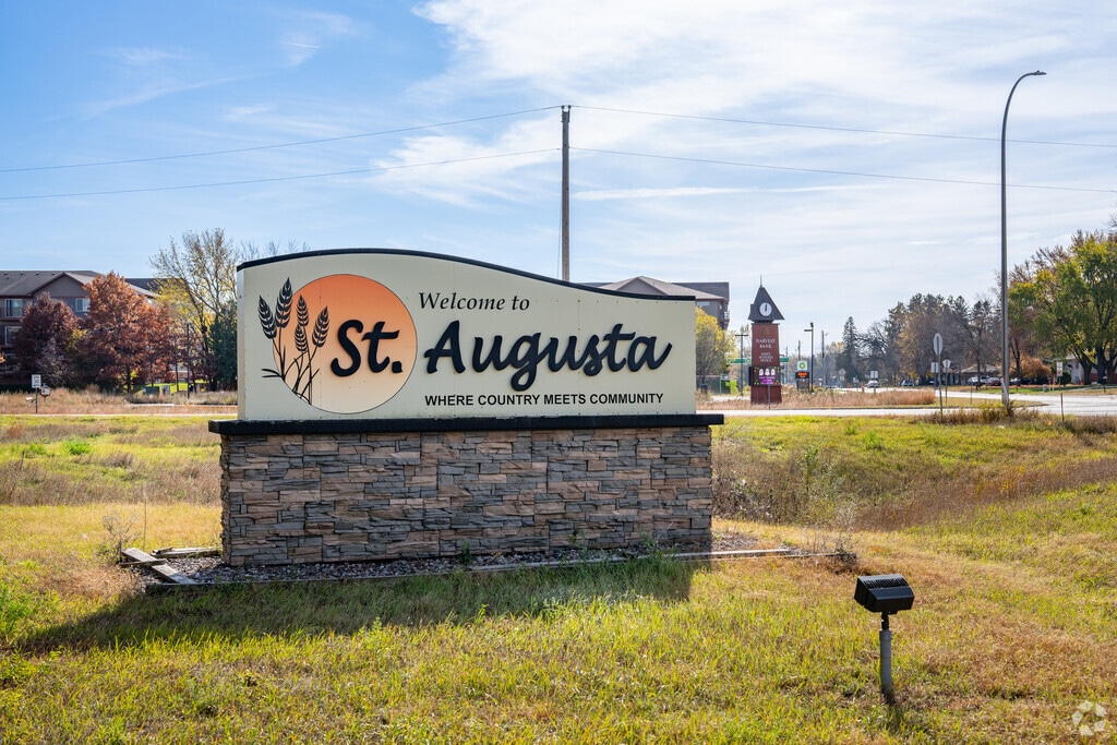 The Saint Augusta city sign offers a warm welcome to visitors.