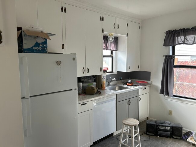 355 W 200 N, Bountiful, UT 84010 - photo 5