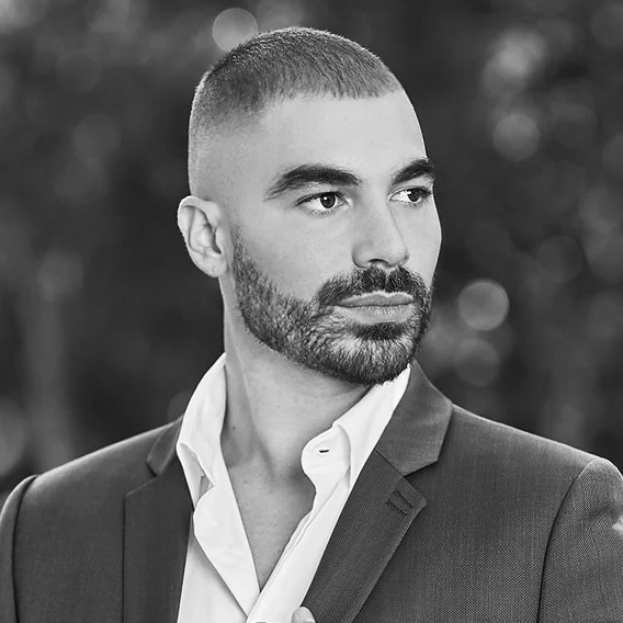 Agent Photo