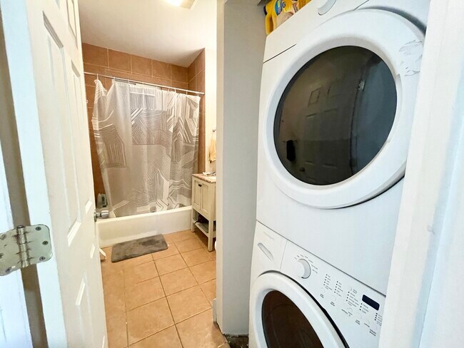 53 Delle Ave unit 1, Roxbury Crossing, MA 02120 - photo 7