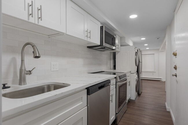 94 Saint Botolph St unit 8, Boston, MA 02116 - photo 4