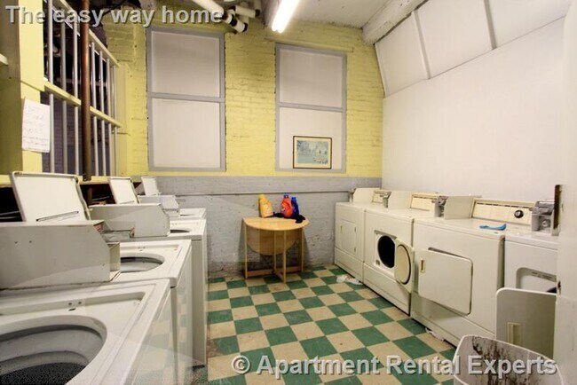 29 Park Dr unit 19, Boston, MA 02215 - photo 2