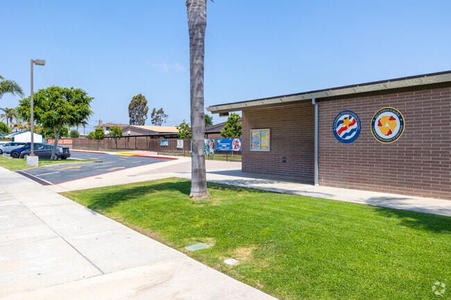138th St Elementary School in Hawthorne, CA is Gold Ribbon School.