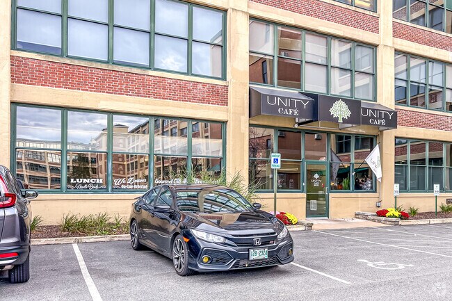 Unity Cafe is located in an office park in the Bakersville neighborhood.