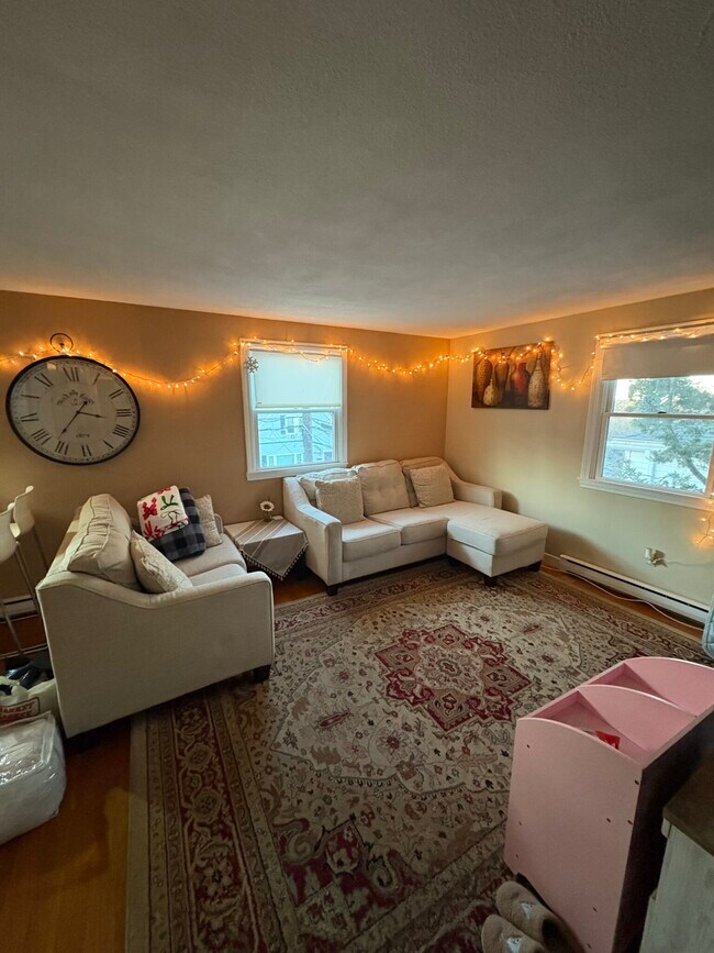 92 Sylvia St unit 2, Arlington, MA 02476 - photo 3