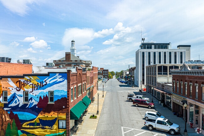 Downtown Independence dining and shops are minutes from Sycamore homes.