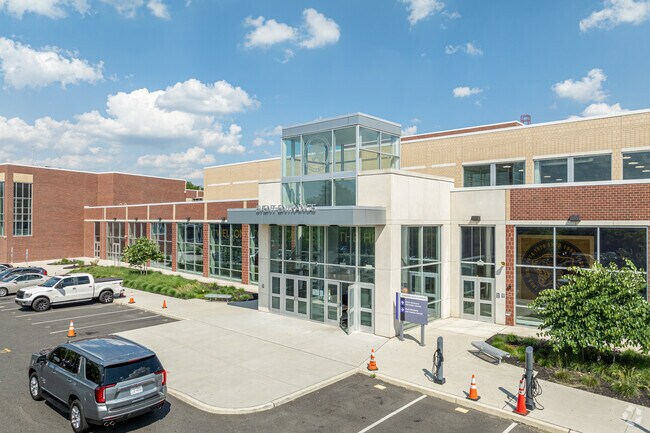 Camden High School 421 students in grades 9-12.