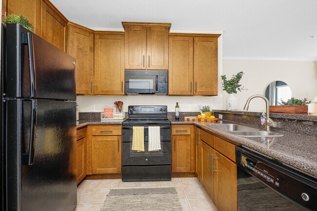 TGM University Park, Sarasota, FL 34243 - photo 2