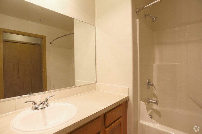 Powell Street Station, Gresham, OR 97030 - photo 6