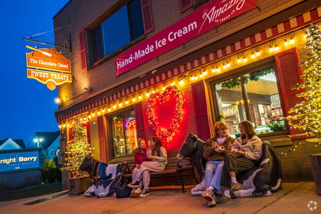 The local shops of Port Washington are less than 10 minutes away from Belgium.