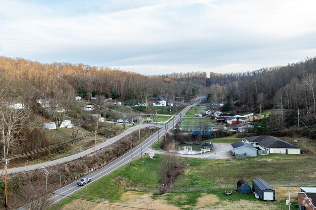 Residents of Shoals is a smaller, tight-knit community where neighbors care for each other.