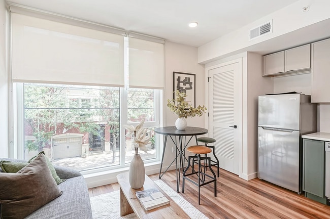 1301 Bainbridge St unit 2 Bedroom, Philadelphia, PA 19147 - photo 6