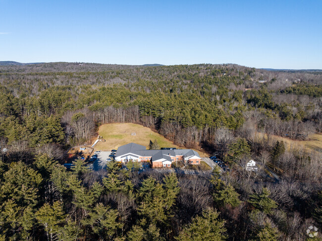 Lyndeborough Central School in Lyndeborough, NH is a public school serving grades pre-K - K.