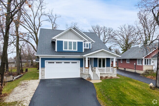 A newer home in Paddock Lake has a nice porch.