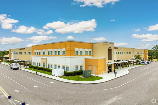 SAMS encourage coursework to include extracurricular activities.