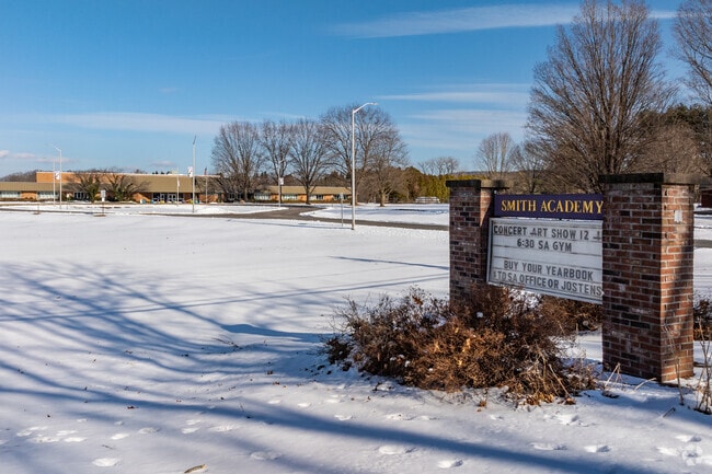 Smith Academy receives an overall grade of B from Niche.