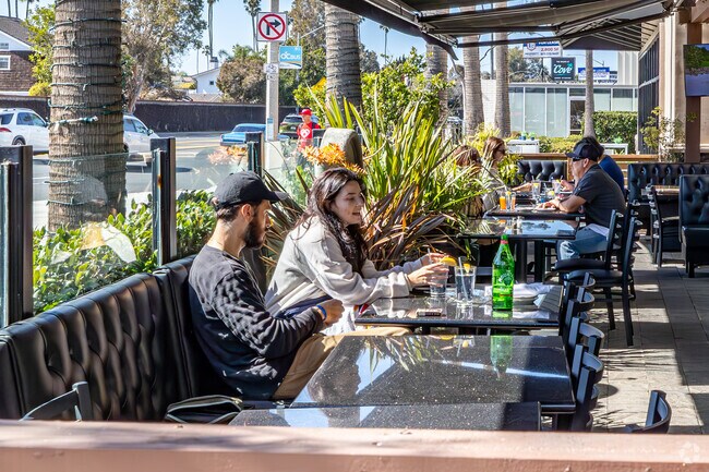 Bayshore Café & Lounge is a popular destination for tasty food and drinks.