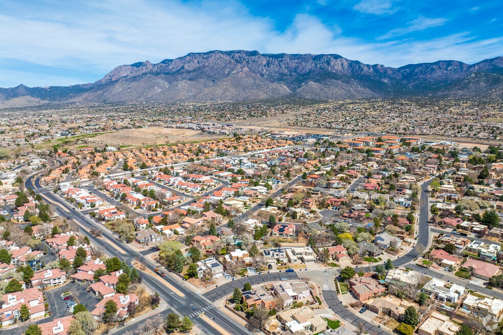 NH_Peppertree-RoyalOak_567389_P2_v2_TC_041025