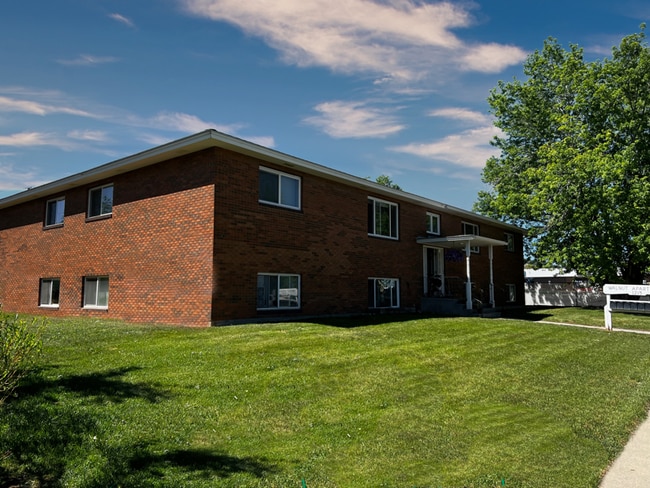 1215 Walnut St, Helena, MT 59601 - photo 2