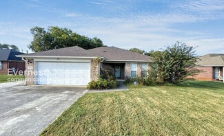 102 Burwell Spring Ln, Harvest, AL 35749