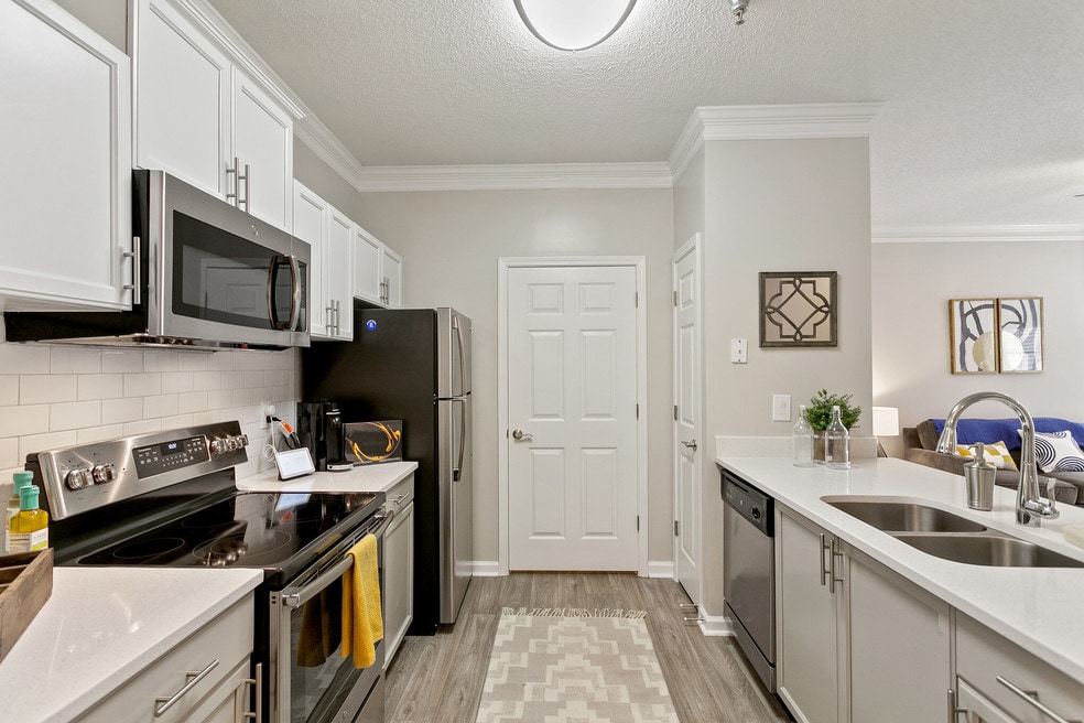 Decatur Highlands, Decatur, GA 30033 - photo 1