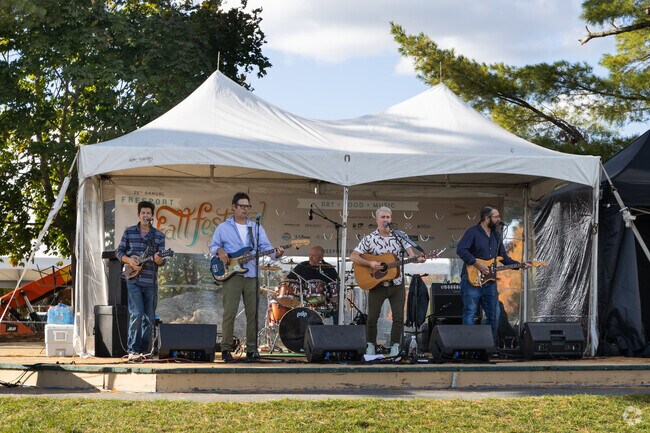 The Freeport Fall Festival near Durham, Maine, features artisans, live music, and local cuisine, attracting visitors from across the region.