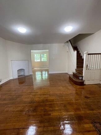 614 E Brinton St, Philadelphia, PA 19138