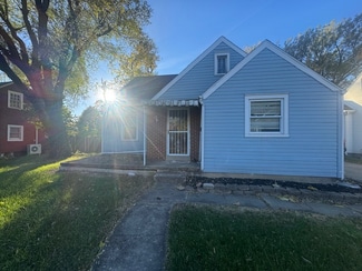 2449 Fairport Ave, Dayton, OH 45406