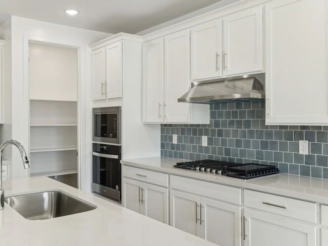 6036 S Chatham unit 36459841, Mesa, AZ 85212 - photo 2