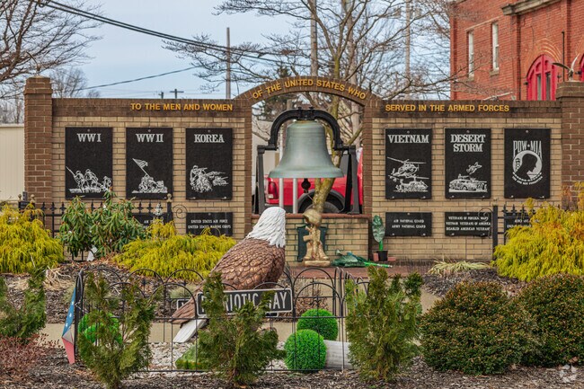 A patriotic city, Conneaut has multiple memorials dedicated to war heroes.