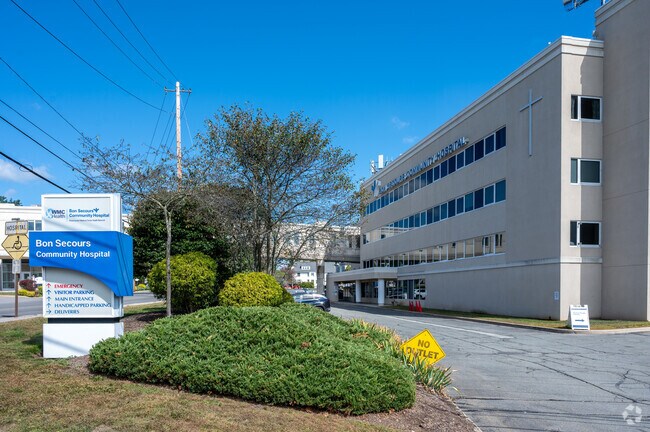 Bon Secours Community Hospital is a short drive from Shohola.
