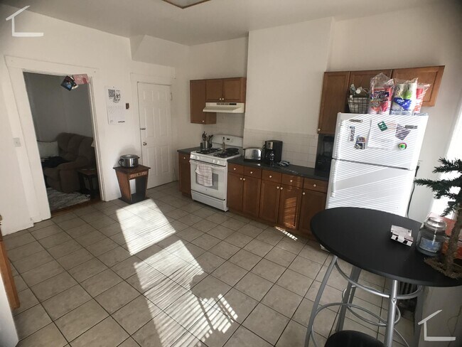 25 Pratt St unit 2, Allston, MA 02134 - photo 5