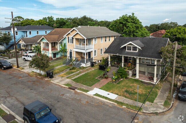 Many homes have been recently renovated in the Broadmoor neighborhood.