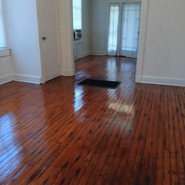 living room 3316 Touro