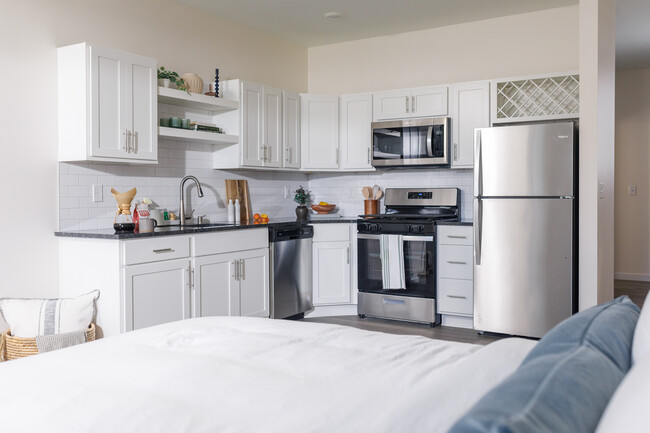 studio kitchen 1