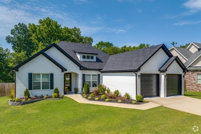 A newly-constructed, ranch home in a subdivision of Benton, Arkansas.