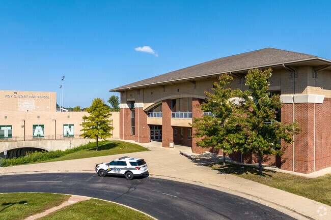 Start High School is the largest comprehensive public high school in Toledo, Ohio, United States