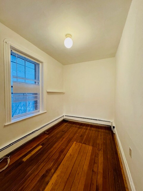 64A Phillips St, Boston, MA 02114