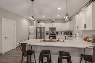 1570 Stadium Ln Unit 1, Mankato, MN 56001