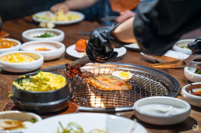 Marble Steakhouse & Grille is an upscale Korean barbecue restaurant with prime cuts.