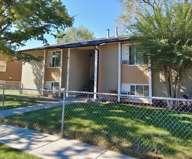 2530 S Parkcrest Dr unit 3, Salt Lake City, UT 84119 - photo 2