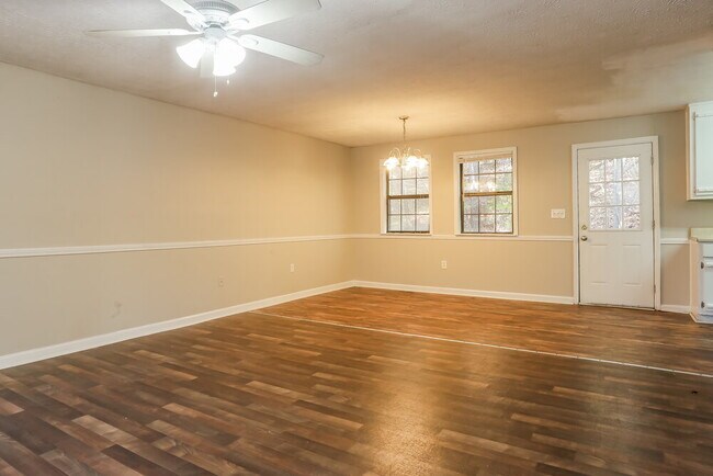 4107 Rocky Face Dr, Douglasville, GA 30135 - photo 3