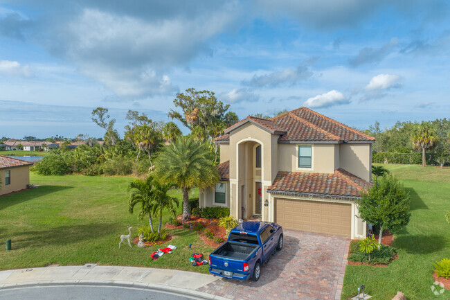 River Strand has many beautiful single family homes in the neighborhood.
