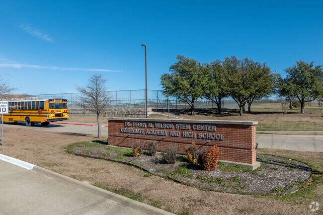 Cedar Hill Collegiate Academy is a public school located in Cedar Hill, TX.