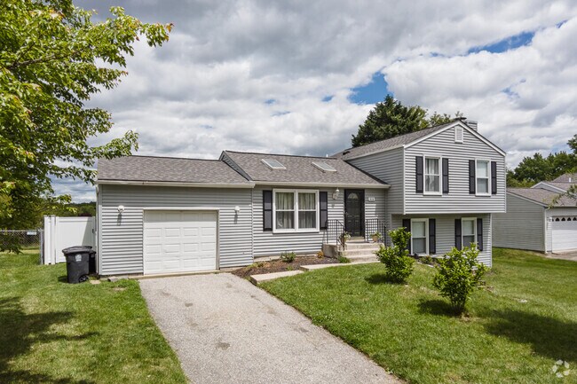 Traditional Split Level homes can be found in Largo, Maryland.