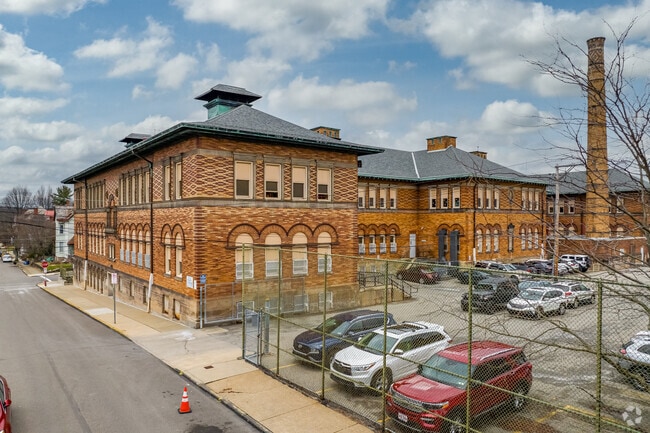 Pittsburgh Morrow K-8 prepares students for the future.